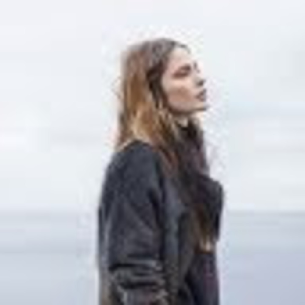 Meet your Posher, Cynthia